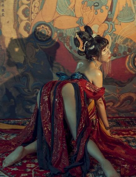 美女差差差_BD英语免费在线观看