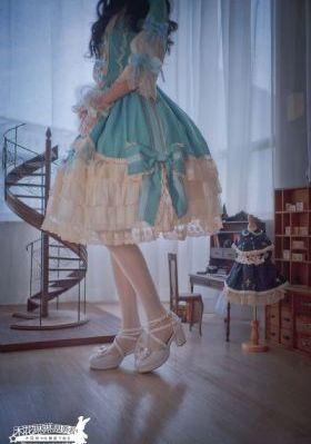 年级的老师4免费_HD高清完整版