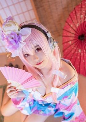野花8免费观看完整版_超清在线观看视频
